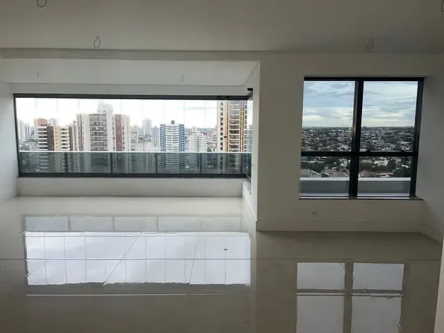 Apartamento com 217m² 4 quartos e 4 banheiros, à venda, no bairro Jardim dos Estados em Campo Grande