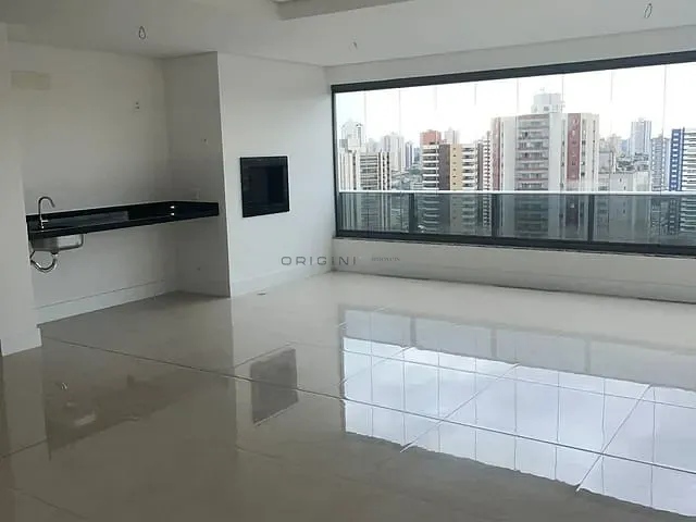 Apartamento com 217m² 4 quartos e 4 banheiros, à venda, no bairro Jardim dos Estados em Campo Grande