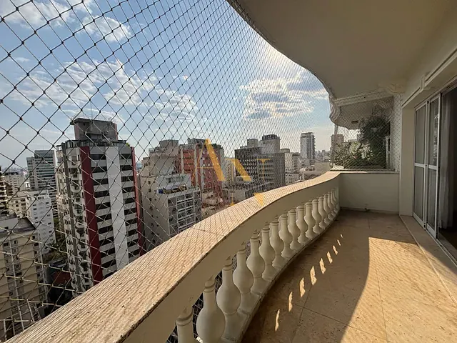 Apartamento 3 quartos e 4 banheiros, à venda, no bairro Jardim Paulista em São Paulo