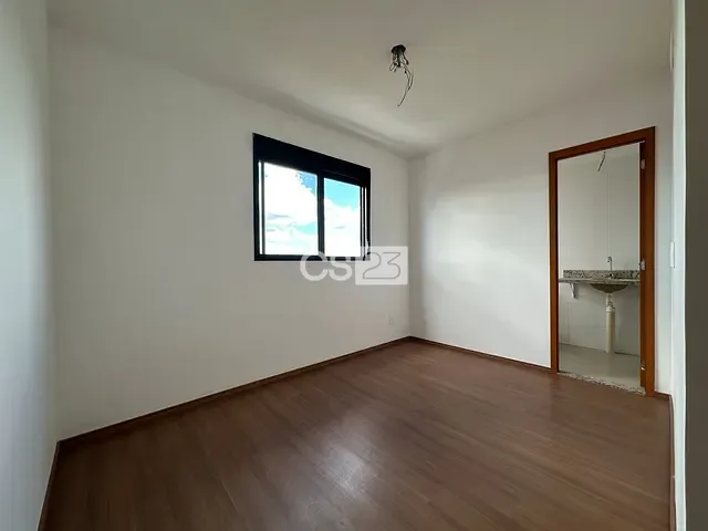 Apartamento com 85m² 2 quartos e 2 banheiros, à venda, no bairro Parque Jamaica em Londrina