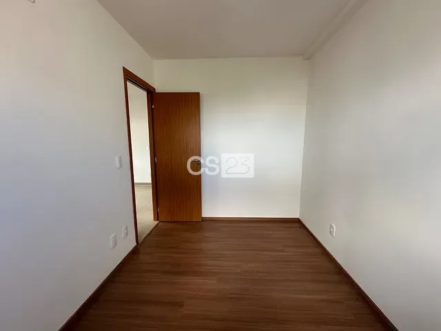 Apartamento com 85m² 2 quartos e 2 banheiros, à venda, no bairro Parque Jamaica em Londrina