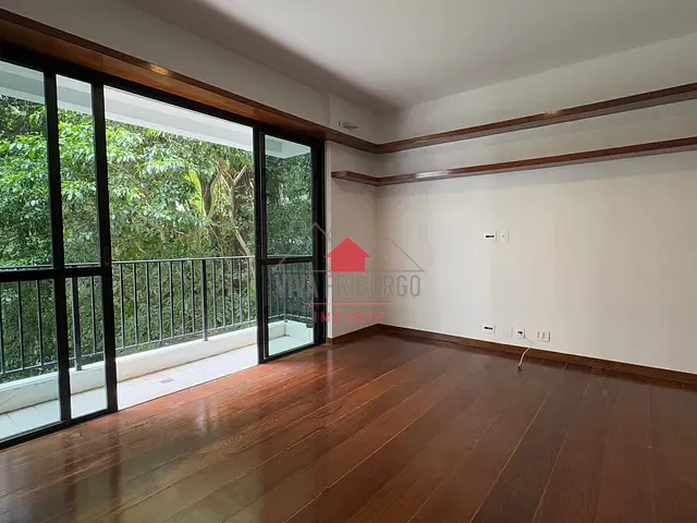 Apartamento com 76m² 2 quartos e 2 banheiros, à venda, no bairro Lagoa em Rio de Janeiro