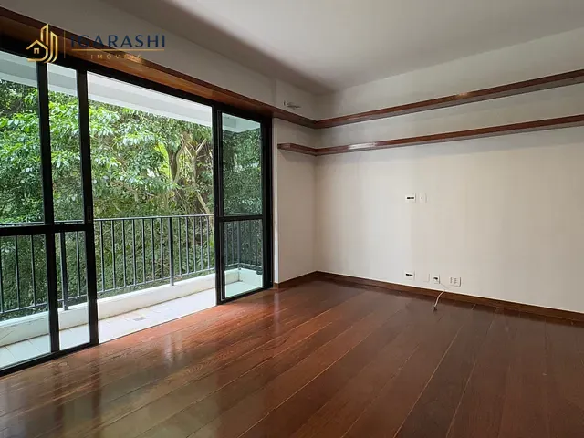 Apartamento com 76m² 2 quartos e 2 banheiros, à venda, no bairro Lagoa em Rio de Janeiro