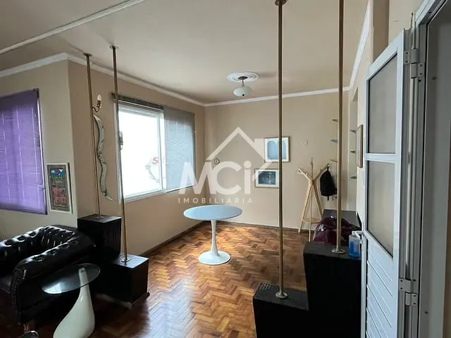 Apartamento com 111m² 2 quartos e 2 banheiros, à venda, no bairro Centro em Pelotas
