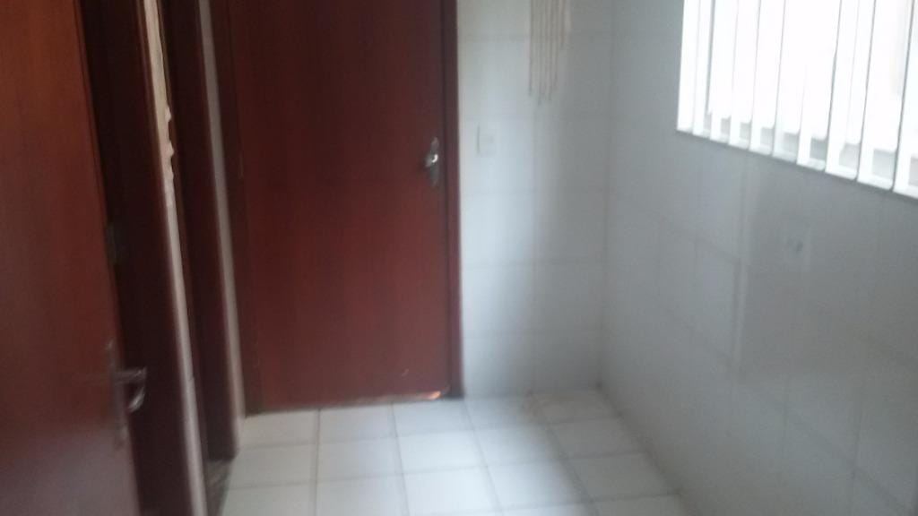 Apartamento à venda com 3 quartos, 104m² - Foto 9