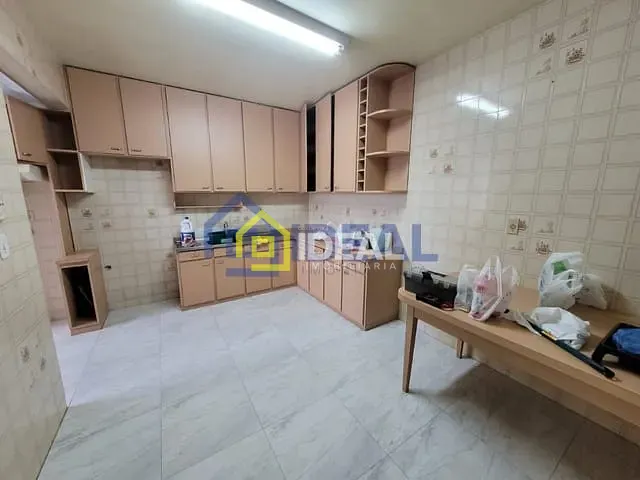 Apartamento 4 quartos e 3 banheiros, à venda, no bairro Centro em Concórdia