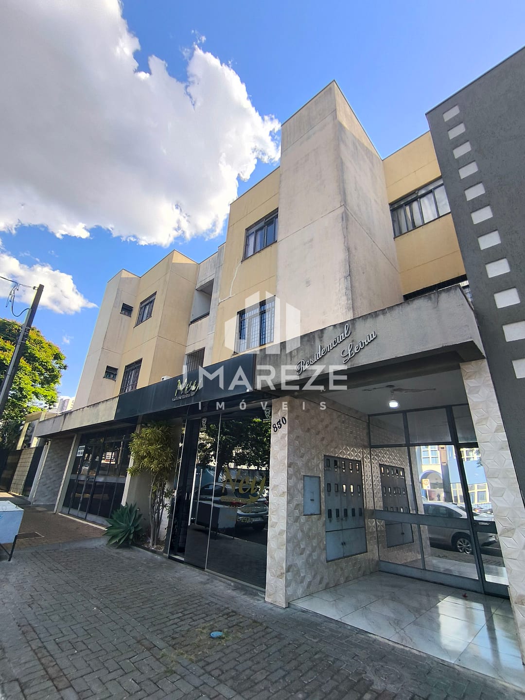 Apartamento à venda e aluguel com 3 quartos, 82m² - Foto 2
