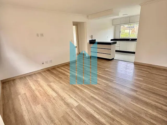 Apartamento 2 quartos e 2 banheiros, à venda, no bairro Vila Togni em Poços de Caldas
