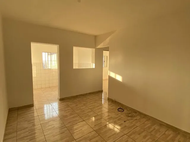 Apartamento 2 quartos e 1 banheiro, para alugar, no bairro Jardim das Flores em São Paulo