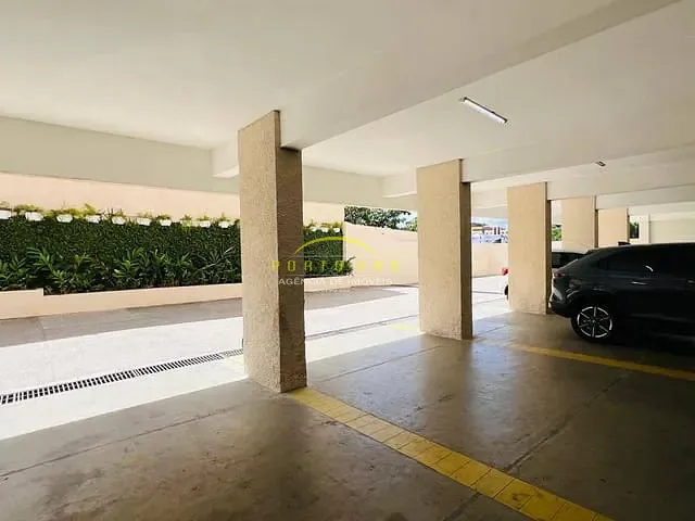 Apartamento com 280m² 4 quartos e 3 banheiros, à venda, no bairro Graça em Salvador