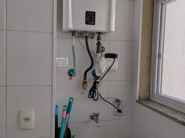 Apartamento com 100m² 3 quartos e 1 banheiro, para alugar, no bairro Braga em Cabo Frio