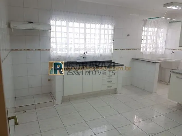 Apartamento 2 quartos e 2 banheiros, para alugar, no bairro Centro em Vinhedo