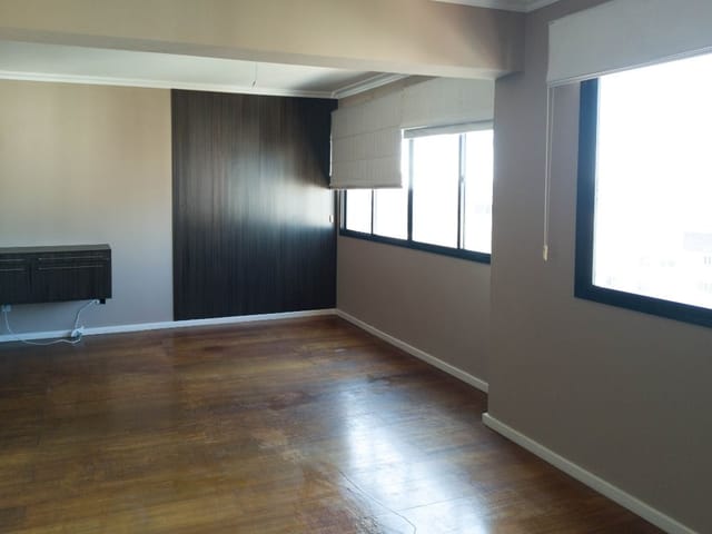 Apartamento com 150m² 2 quartos e 2 banheiros, à venda ou para alugar, no bairro Centro em Pelotas