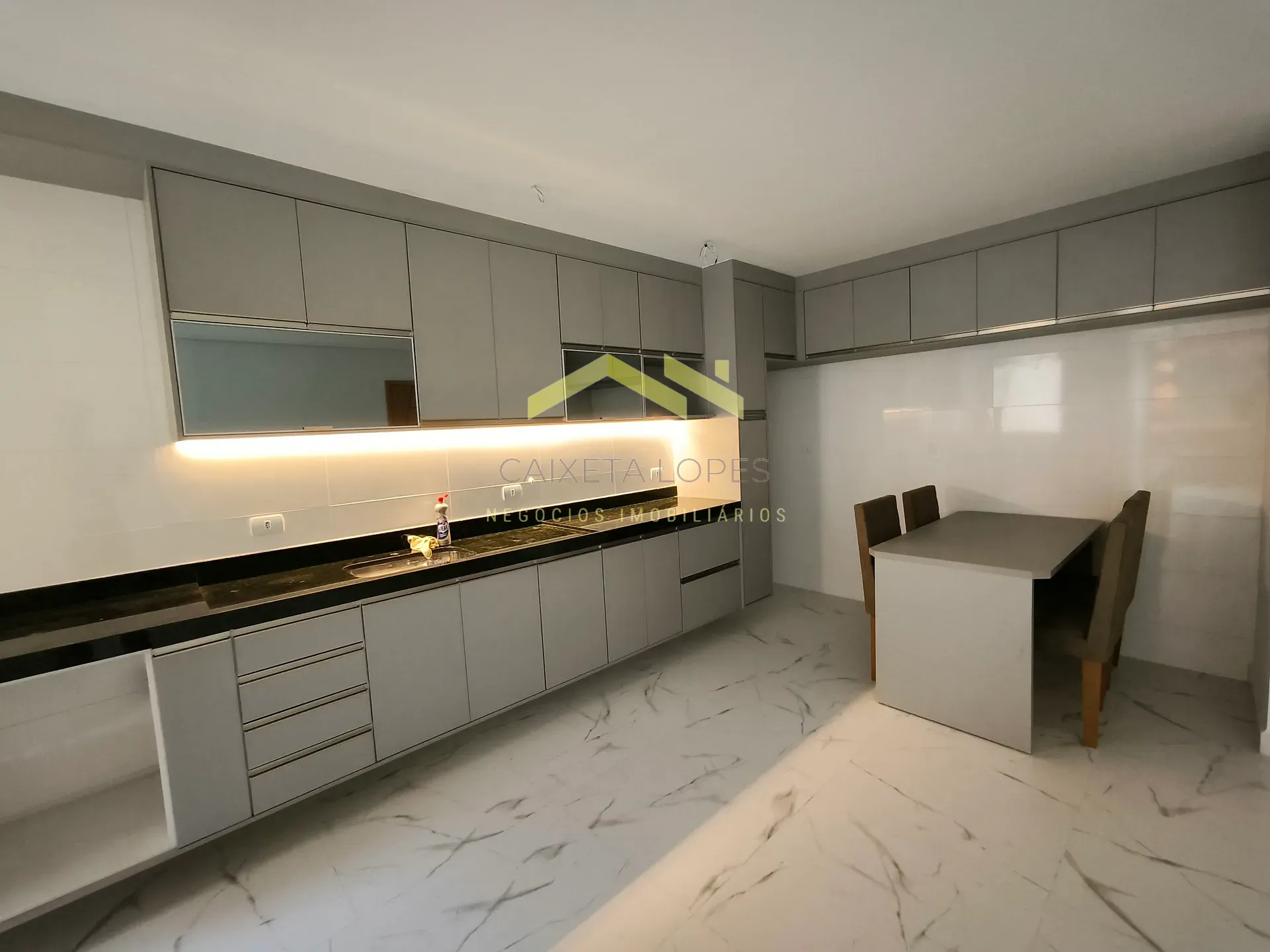 Apartamento, 3 quartos, 107 m² - Foto 3