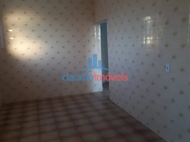 Apartamento 2 quartos e 1 banheiro, à venda ou para alugar, no bairro Ponte Alta em Volta Redonda