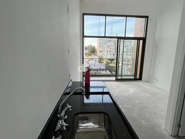 Apartamento com 27m² 1 quarto e 1 banheiro, à venda, no bairro Pinheiros em São Paulo