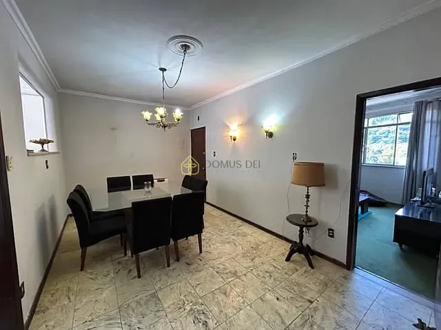 Apartamento com 276m² 3 quartos e 2 banheiros, à venda, no bairro Centro em Barra Mansa