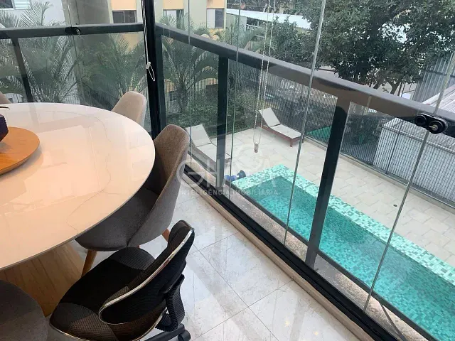 Apartamento 1 quarto e 1 banheiro, para alugar, no bairro Vila Olímpia em São Paulo