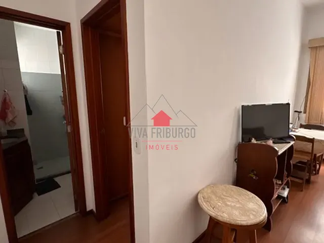 Apartamento 1 quarto e 2 banheiros, à venda, no bairro Centro em Nova Friburgo