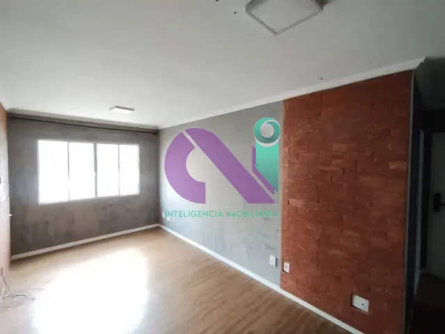 Apartamento 2 quartos e 1 banheiro, para alugar, no bairro Metalúrgicos em Osasco