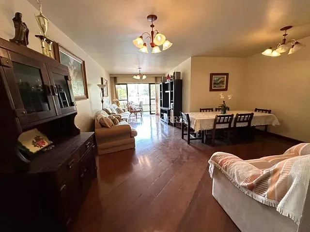 Apartamento com 114m² 3 quartos e 3 banheiros, para alugar, no bairro Alto em Teresópolis