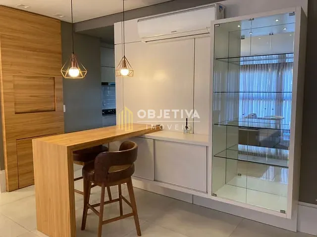 Apartamento 3 quartos e 3 banheiros, à venda, no bairro Vila Ipiranga em Porto Alegre