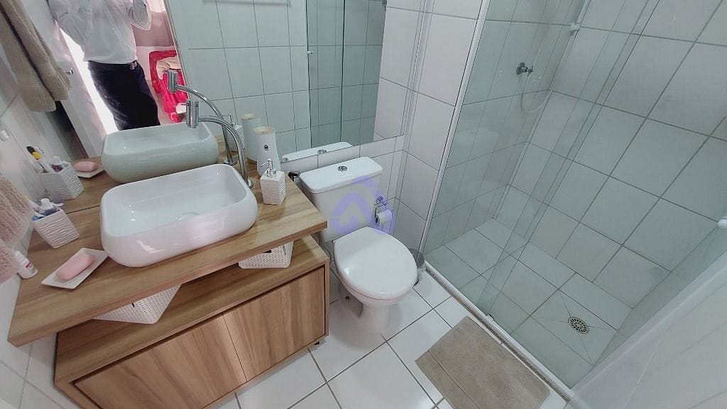 Apartamento à venda com 2 quartos, 40m² - Foto 23