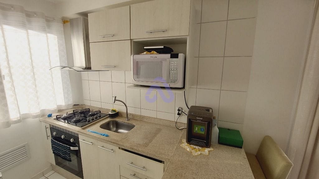 Apartamento à venda com 2 quartos, 40m² - Foto 6