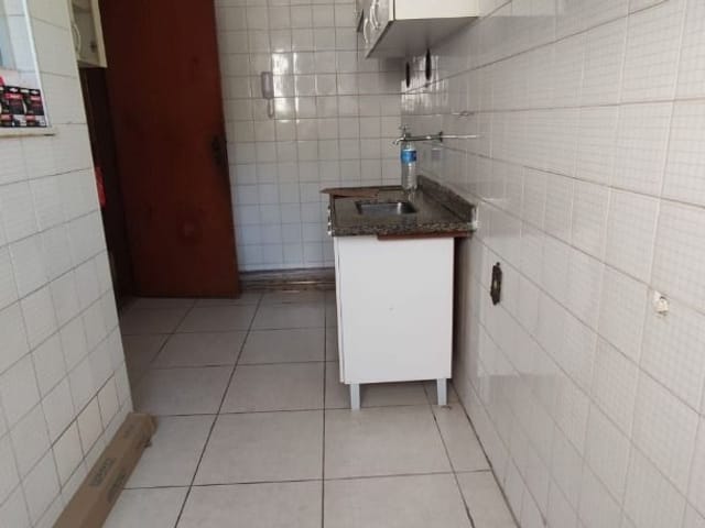 Apartamento 3 quartos e 1 banheiro, à venda, no bairro Bandeirantes em Juiz de Fora
