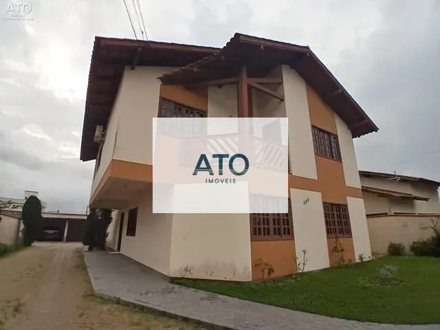 Apartamento 2 quartos e 1 banheiro, para alugar, no bairro Univiversitário em Tijucas