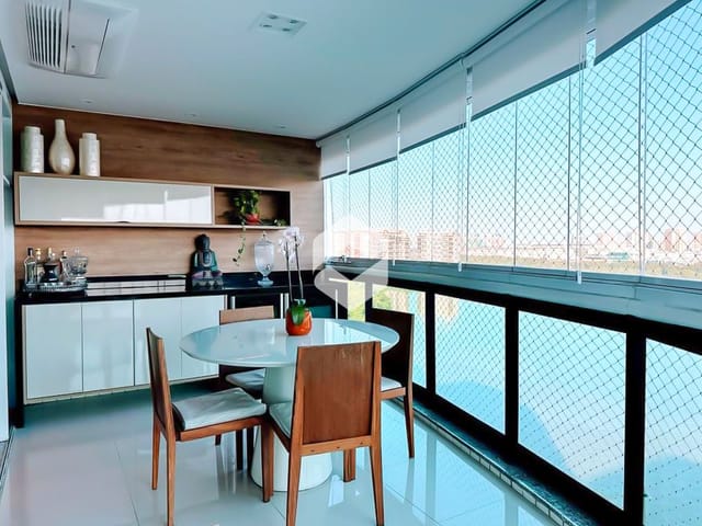 Apartamento com 131m² 3 quartos e 2 banheiros, à venda, no bairro Barra da Tijuca em Rio de Janeiro