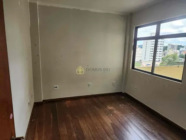 Apartamento com 160m² 3 quartos e 1 banheiro, à venda, no bairro Ano Bom em Barra Mansa