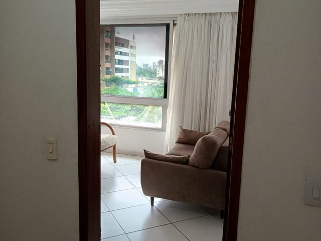Apartamento com 120m² 2 quartos e 2 banheiros, à venda, no bairro Pituba em Salvador