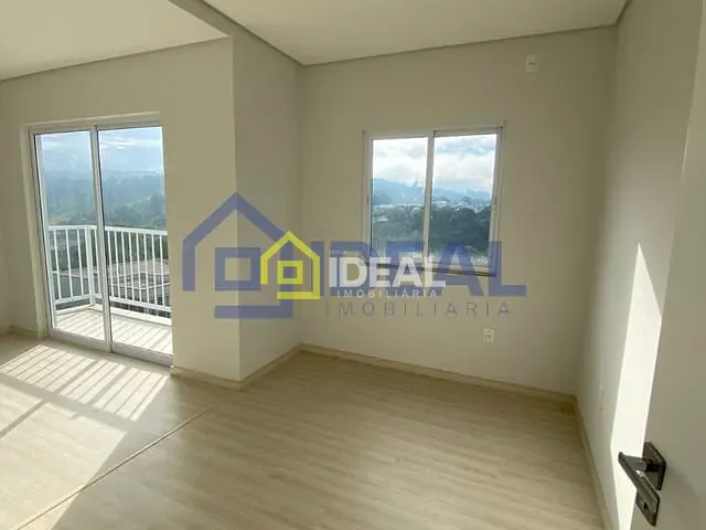 Apartamento 3 quartos e 2 banheiros, à venda, no bairro São Cristóvão em Concórdia