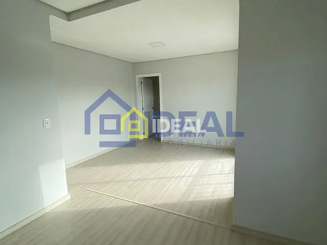 Apartamento 3 quartos e 2 banheiros, à venda, no bairro São Cristóvão em Concórdia