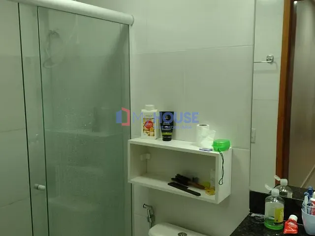 Apartamento 3 quartos e 2 banheiros, para alugar, no bairro Nossa Senhora da Vitória em Ilhéus
