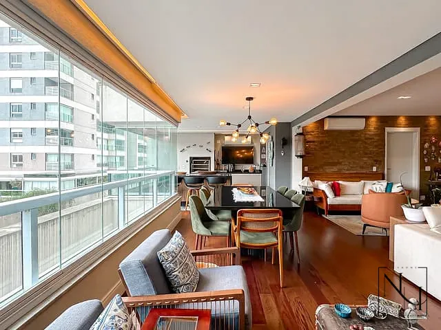 Apartamento com 189m² 3 quartos e 5 banheiros, à venda, no bairro Santo Amaro em São Paulo