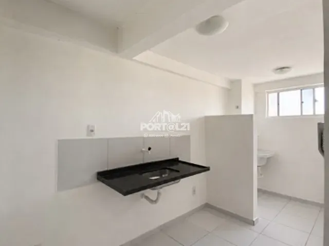 Apartamento 2 quartos e 2 banheiros, à venda, no bairro Cohab Massangano em Petrolina