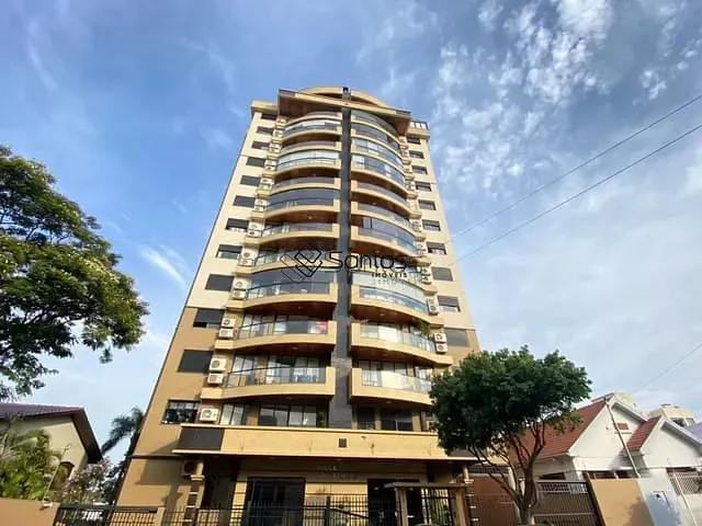 Apartamento 3 quartos e 3 banheiros, à venda ou para alugar, no bairro Centro em Ijuí