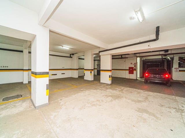 Apartamento 4 quartos e 3 banheiros, à venda, no bairro Centro em Juiz de Fora