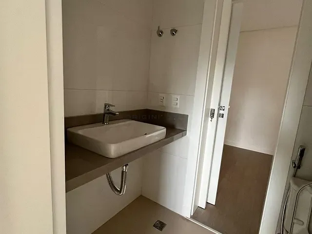 Apartamento 4 quartos e 6 banheiros, à venda, no bairro Monte Castelo em Campo Grande