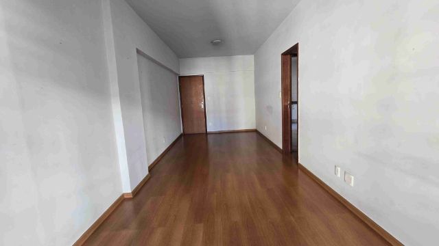 Apartamento 3 quartos e 3 banheiros, à venda, no bairro Santa Helena em Juiz de Fora