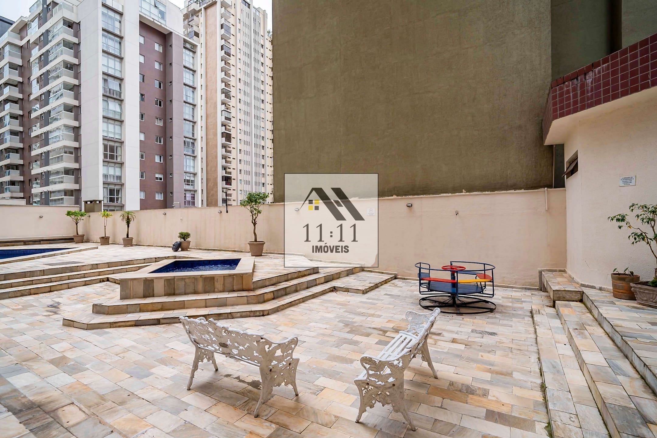 Apartamento à venda com 3 quartos, 157m² - Foto 42