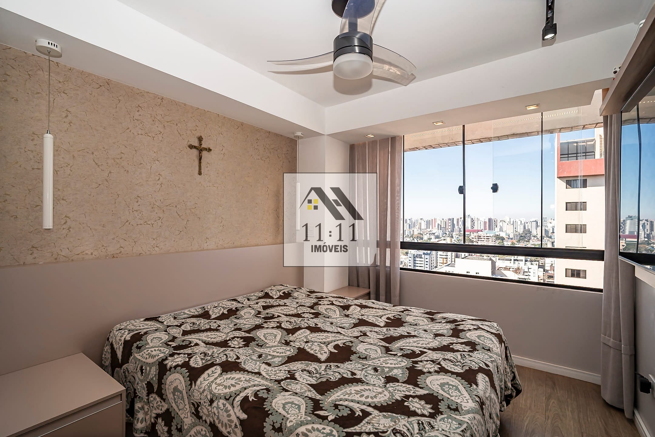 Apartamento à venda com 3 quartos, 157m² - Foto 23