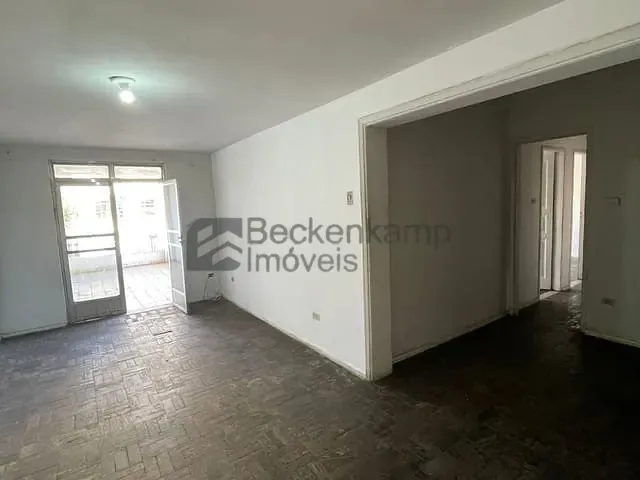 Apartamento 5 quartos e 1 banheiro, à venda, no bairro Aterrado em Volta Redonda