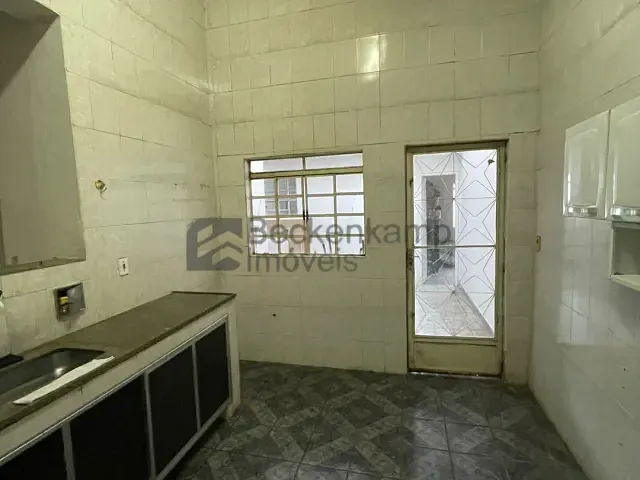Apartamento 5 quartos e 1 banheiro, à venda, no bairro Aterrado em Volta Redonda