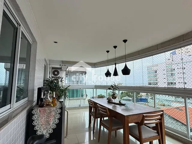 Apartamento 3 quartos e 3 banheiros, à venda, no bairro Praia da Costa em Vila Velha