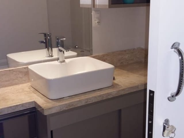 Foto do Apartamento - Apartamento para locação semi mobiliado, com dois quartos, no Residencial Exclusive, centro Xanxerê, SC | CM Negócios imobiliários