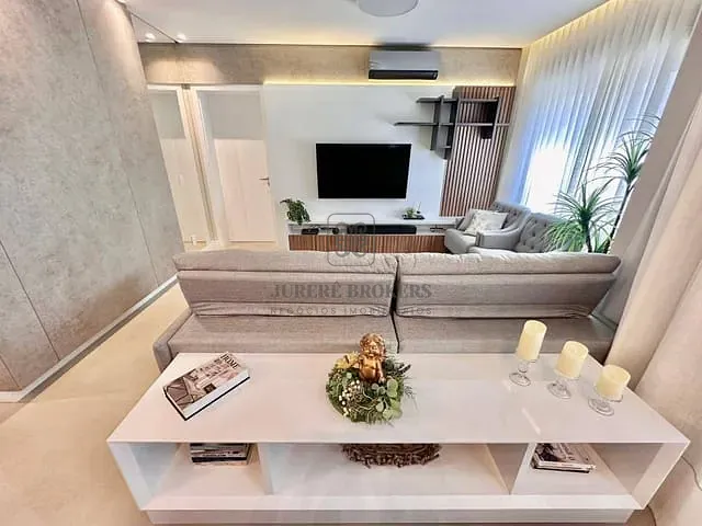 Apartamento 3 quartos e 4 banheiros, à venda, no bairro Jurerê em Florianópolis