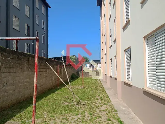 Apartamento 2 quartos e 1 banheiro, à venda, no bairro Jardim Primavera em Mauá